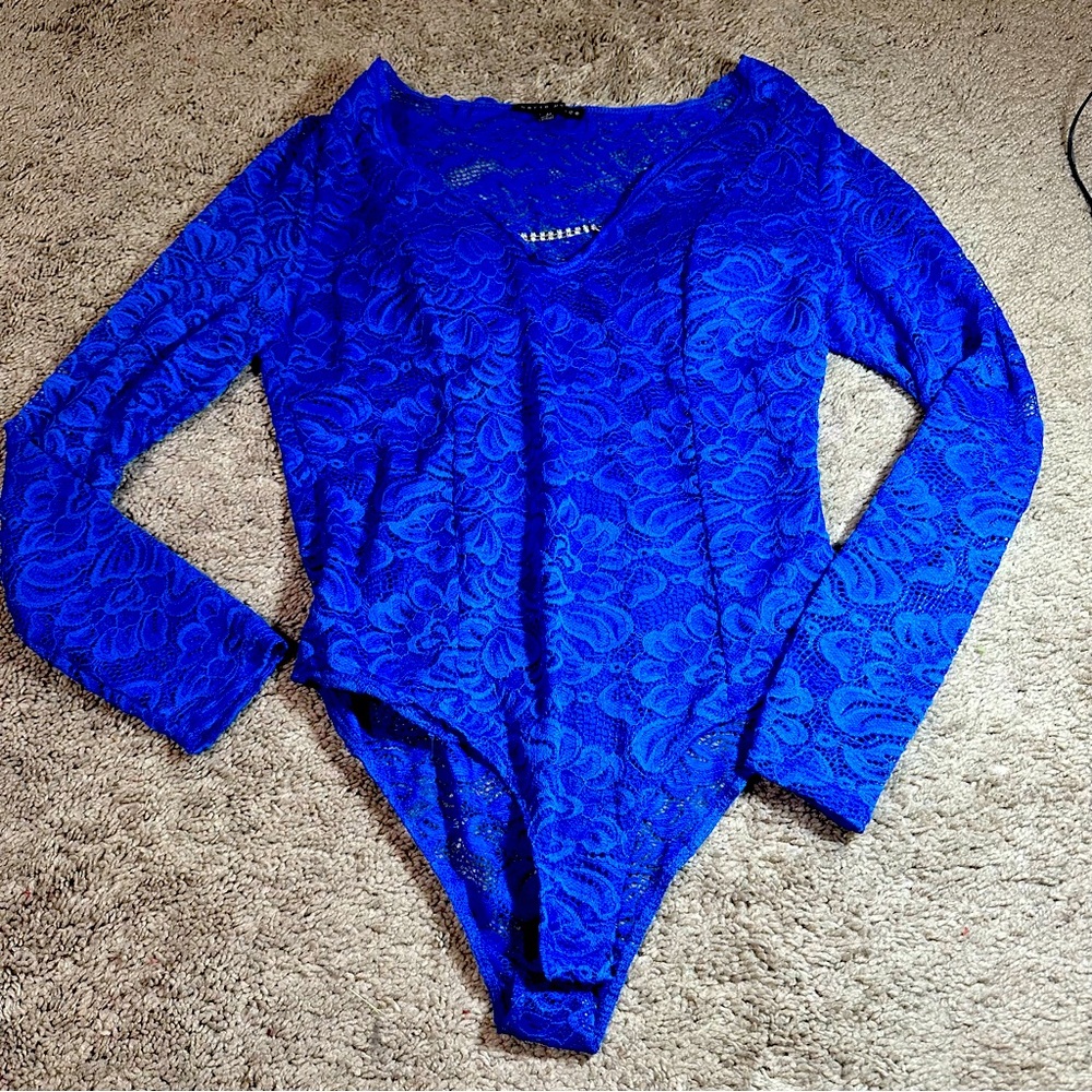 Blue lace bodysuit 😍